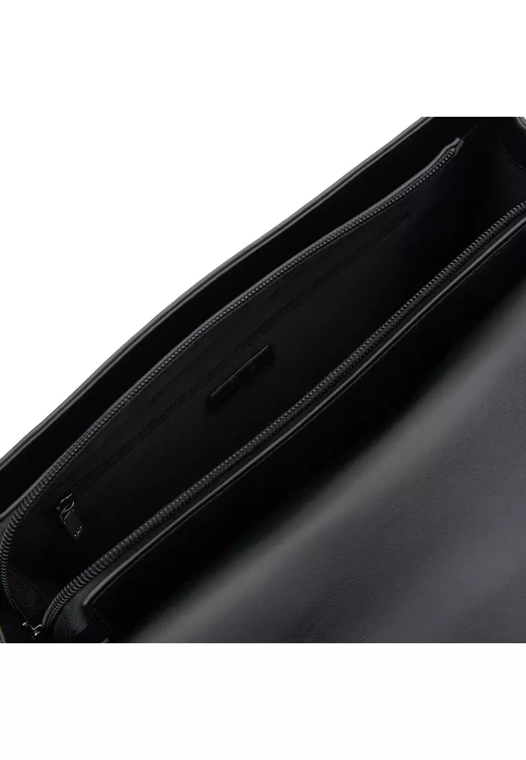 Tracey Urban Canvas Messenger Bag