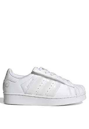 Sepatu & Apparel Adidas Original di ZALORA Indonesia