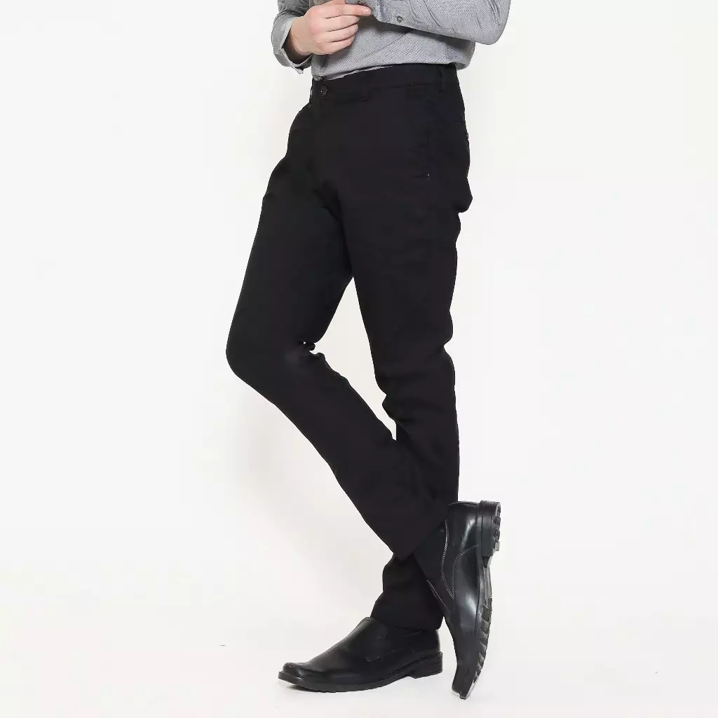 Lawell Celana Chinos Pria Slim Fit – Hitam – Ukuran 28–38 – L.1-CCSF.-G103-CTS