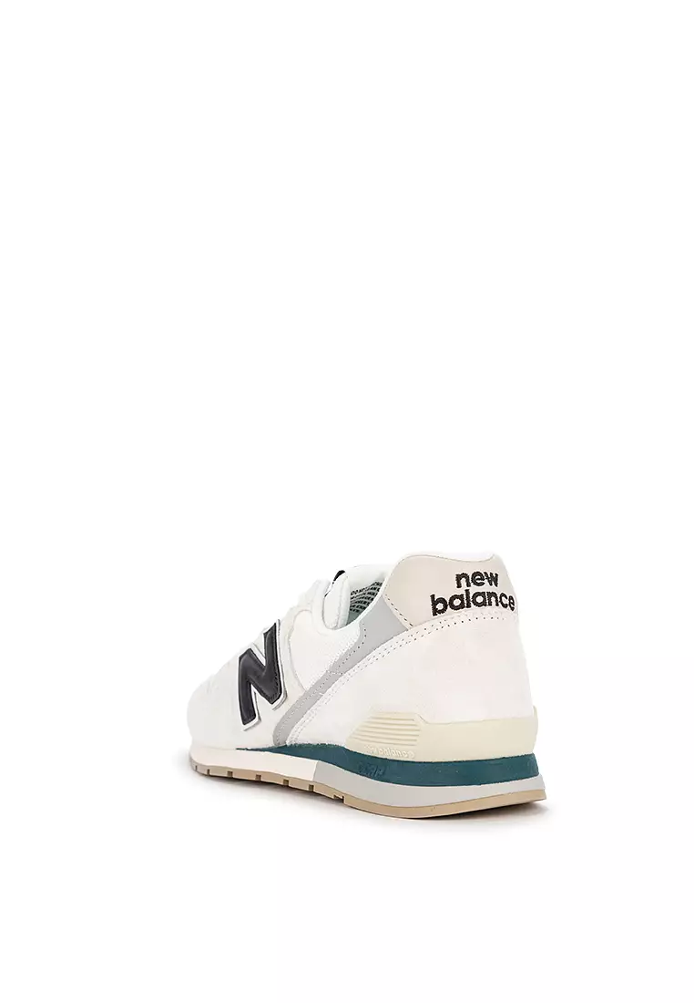 996
