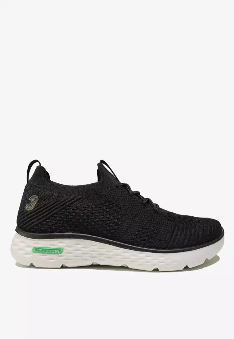 Triken on sale run clarks