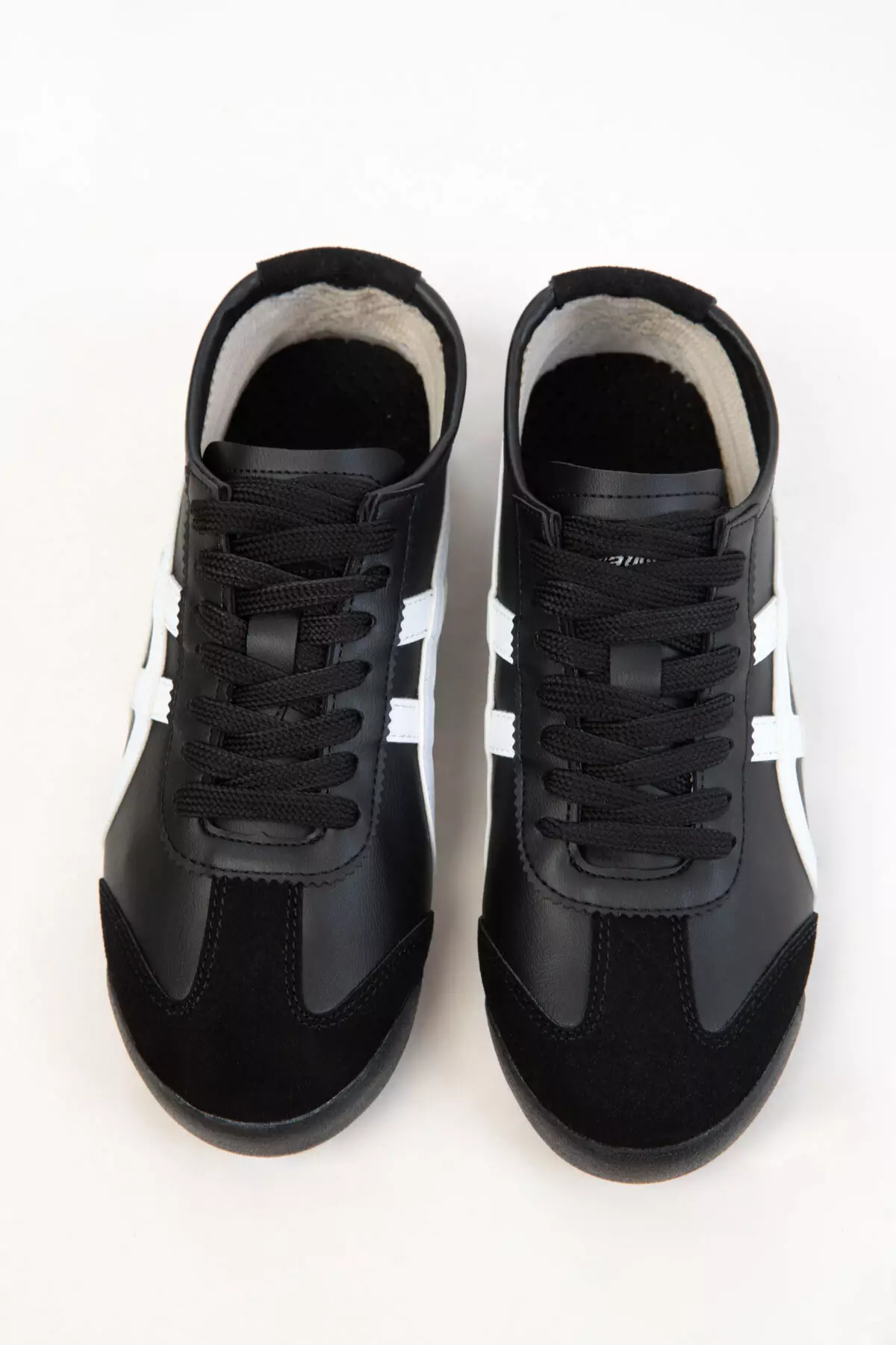 Black -White Unisex Sneaker 20893