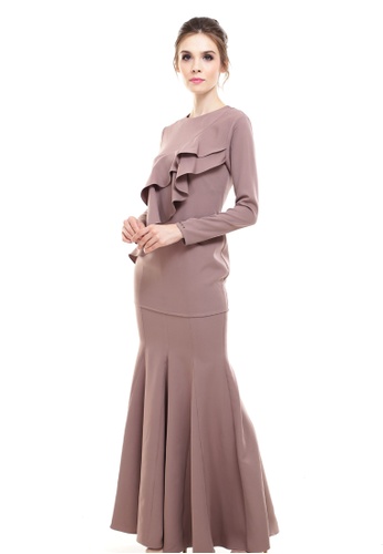 Buy Teffiny Classic Couture Kurung Modern in Brown from Rina Nichie Couture in Brown at Zalora