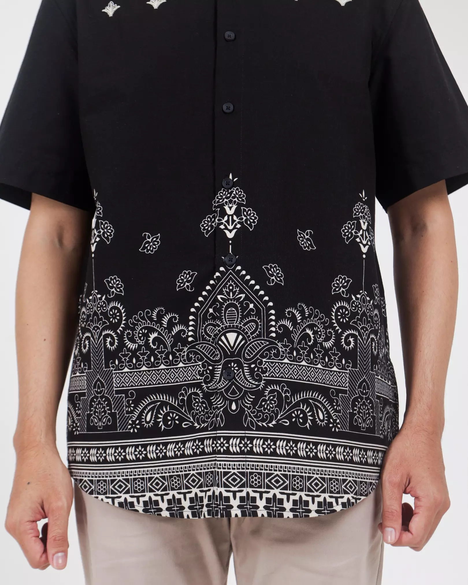 AMK Kemeja Koko Pria Lengan Pendek KK Mahdi S/S Black