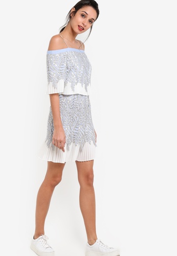 Buy TOPSHOP Leaf Pleat Bardot Dress | ZALORA HK