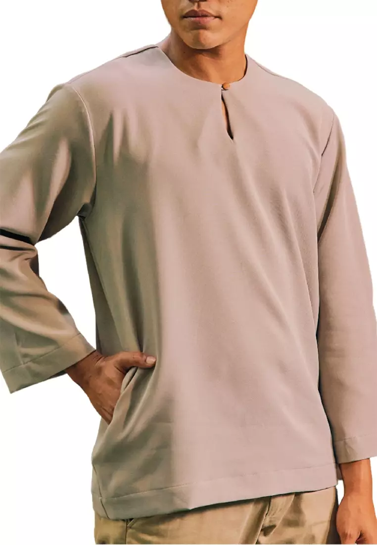 UMMA Andika Kurta Bakawali Raya 2024 in Brown