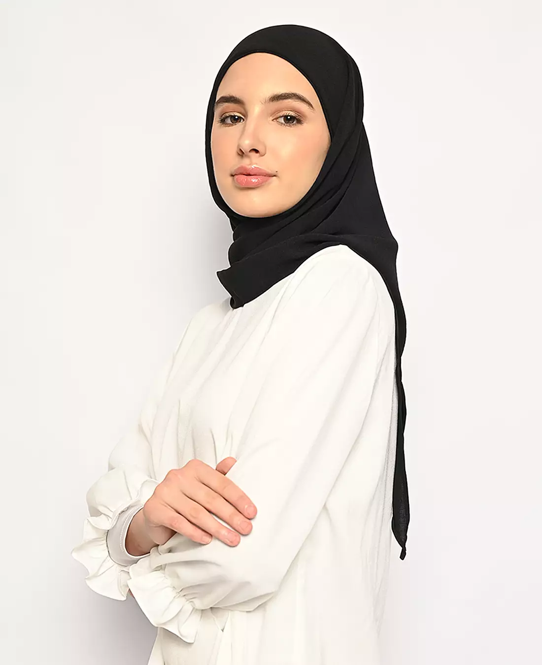 Karisa Segitiga Instan Black