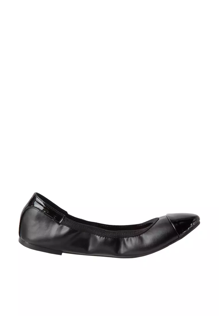 Discount on Comfort Plus by Predictions  shoes - SKU: Women's Claire Scrunch Flat
