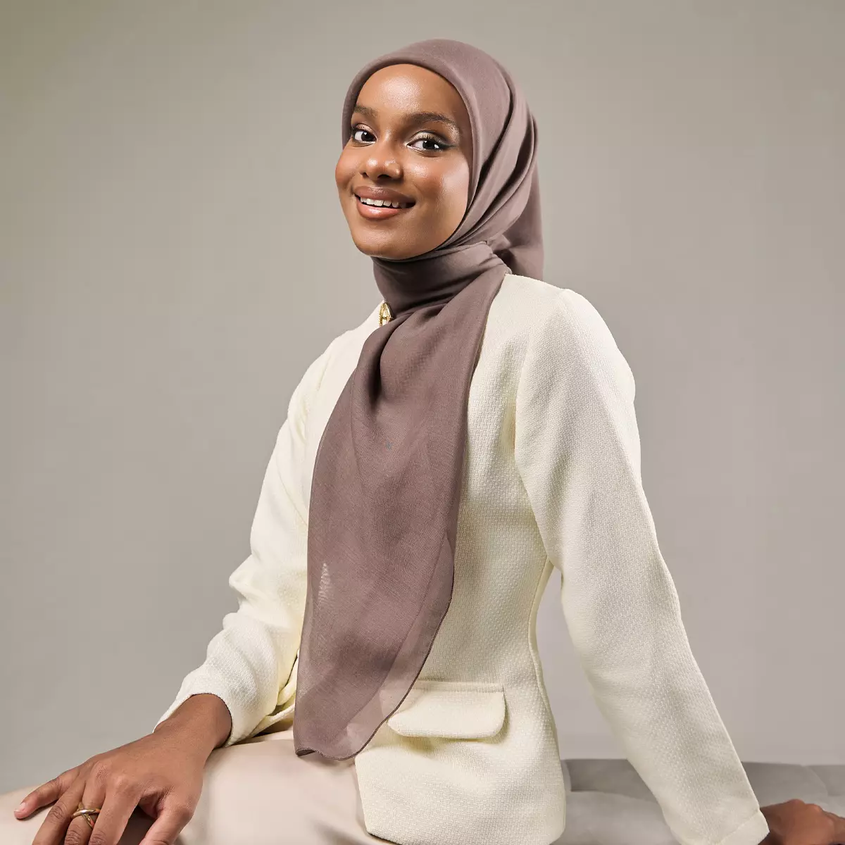 [New Collectio] ZM Zaskia Mecca - Hijab Paris Premium Parissa Brown Mahogandy | Bahan Adem, Fine Stitch, Mudah Dibentuk & Classy