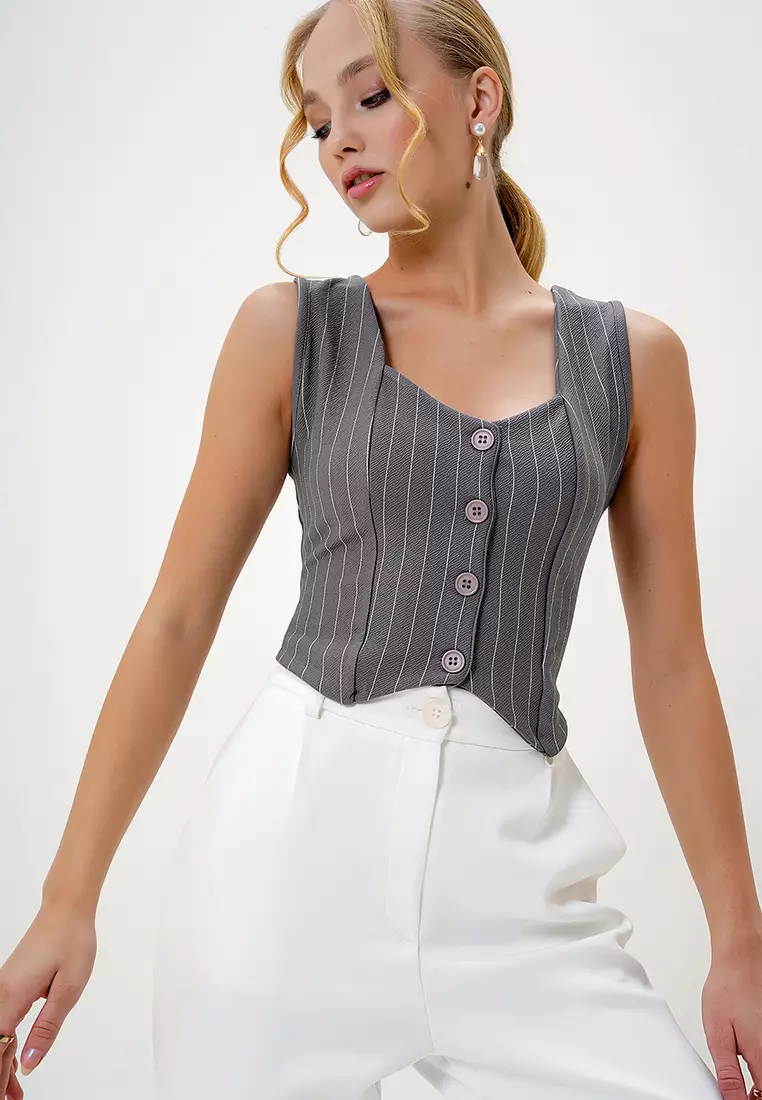 Heart Collar Buttoned Striped Vest