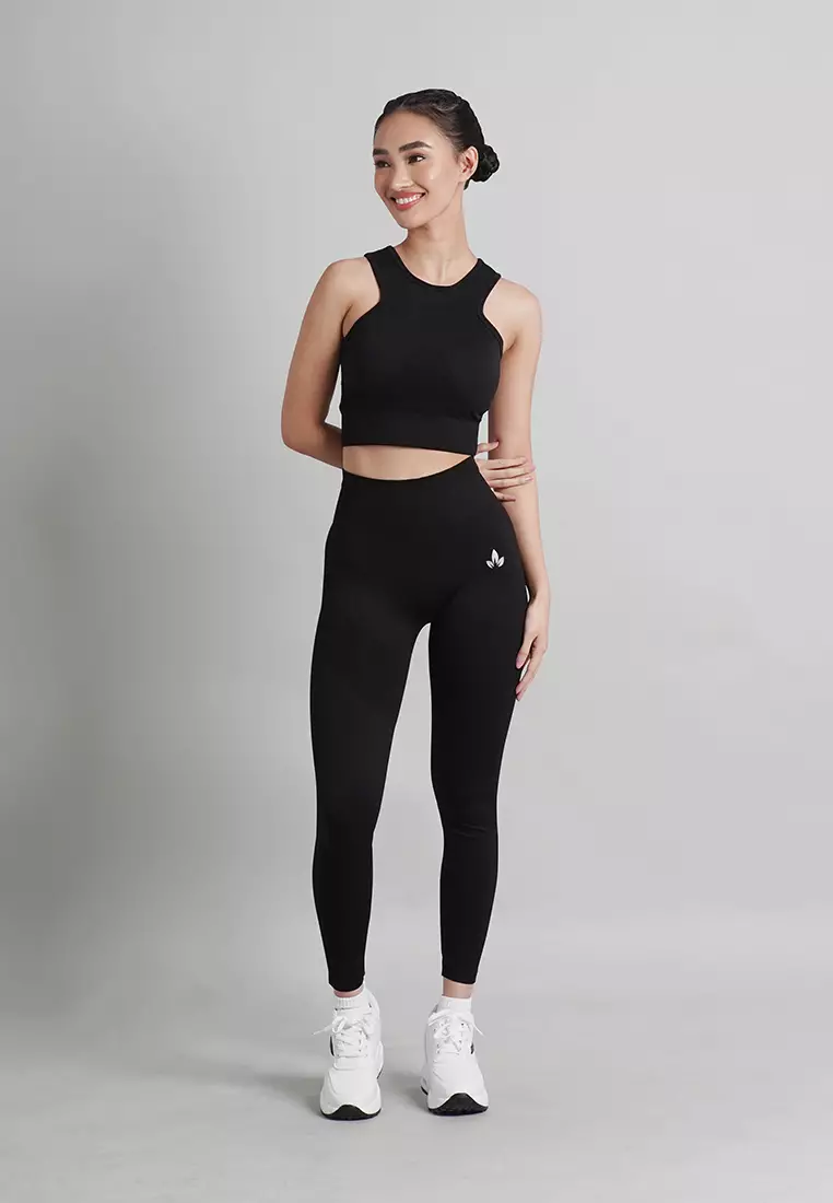 London Collection: Seamless Padded Active Halter Cropped Top