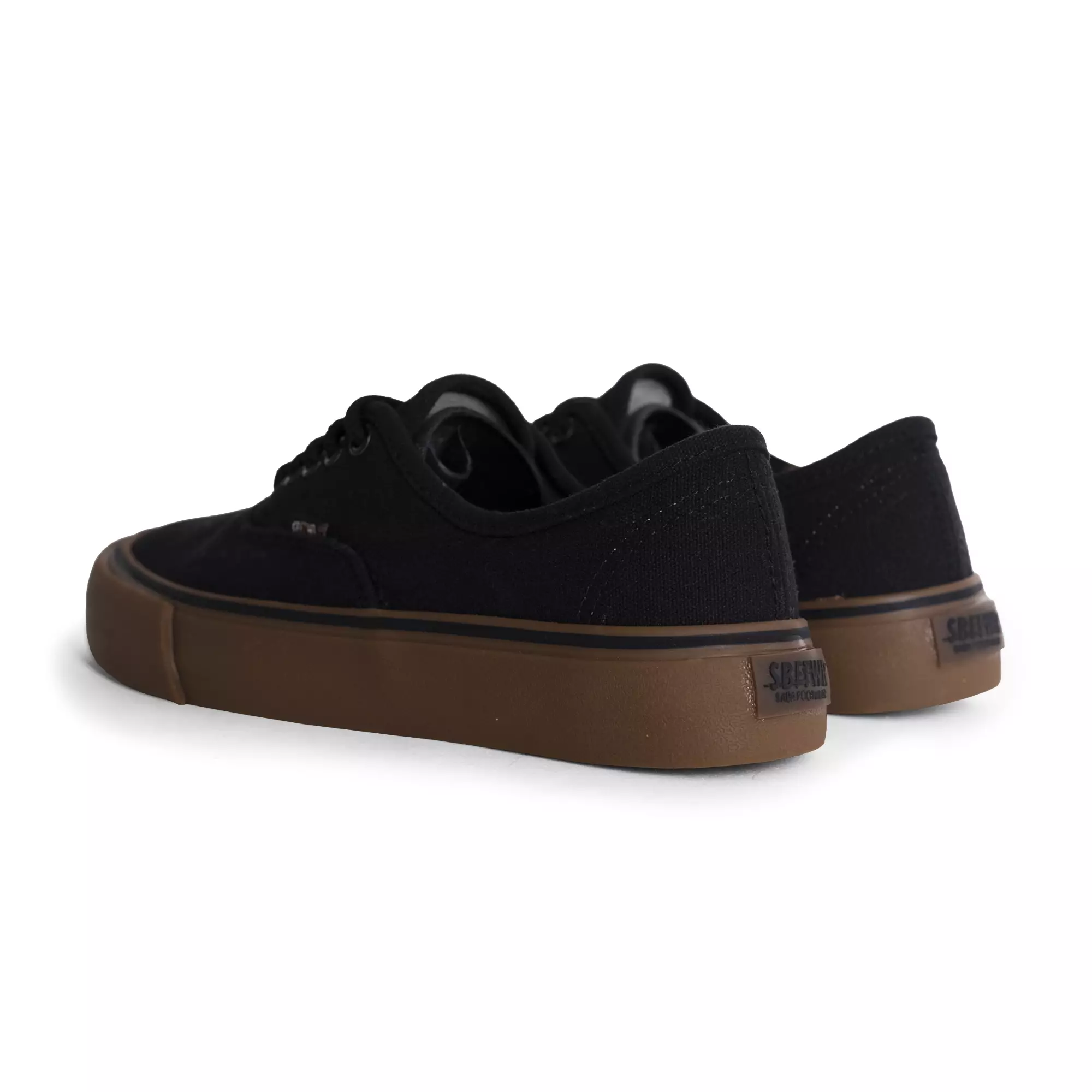 SABA Evermore All Black Dark Gum - Sepatu Sneakers Casual Pria Wanita