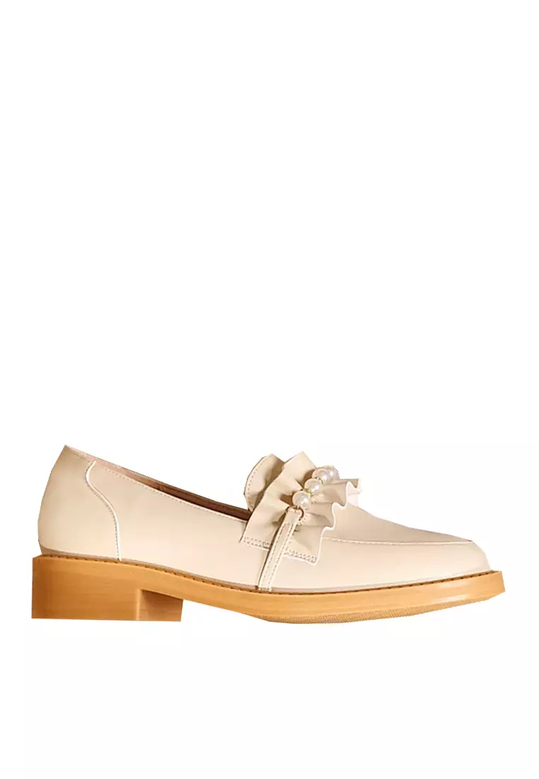 Discount on Twenty Eight Shoes  shoes - SKU: VANSA Fashion Cow Leather Chain Low Heel Shoes VSW-F88-90