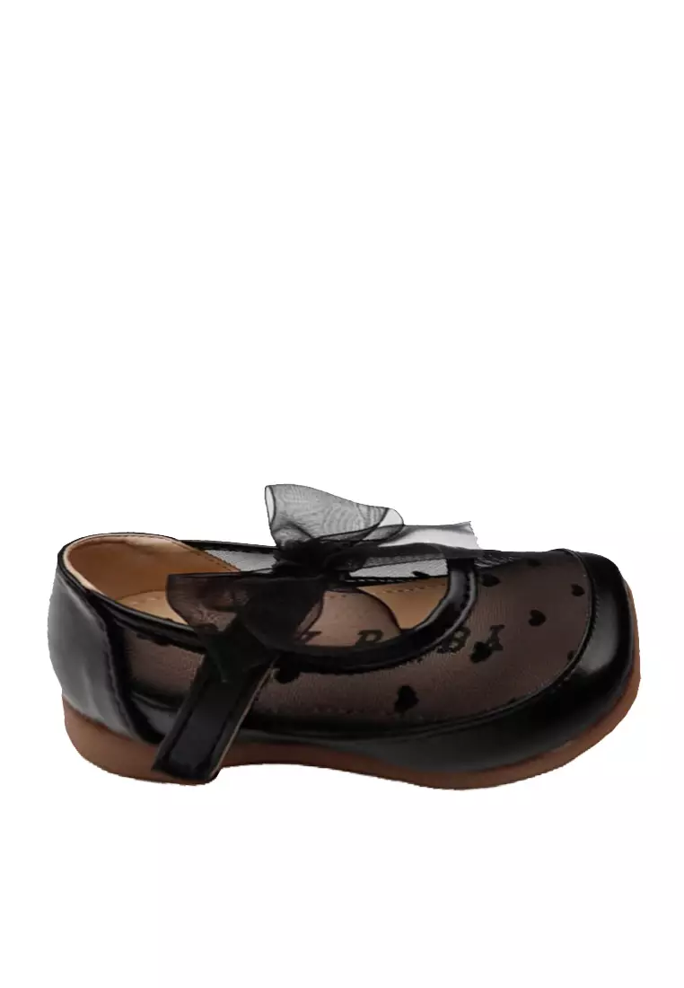 Discount on Twenty Eight Shoes  shoes - SKU: VANSA Heart-shaped Mesh Sandals VSK-S82927