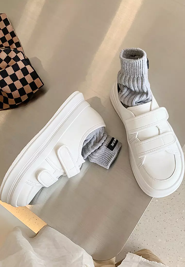 White velcro deals platform sneakers