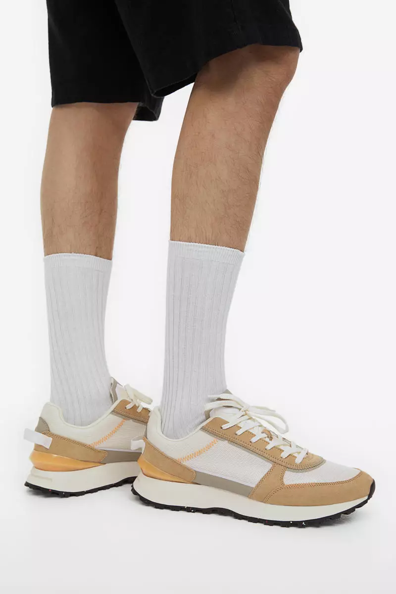Which trainers hotsell to buy