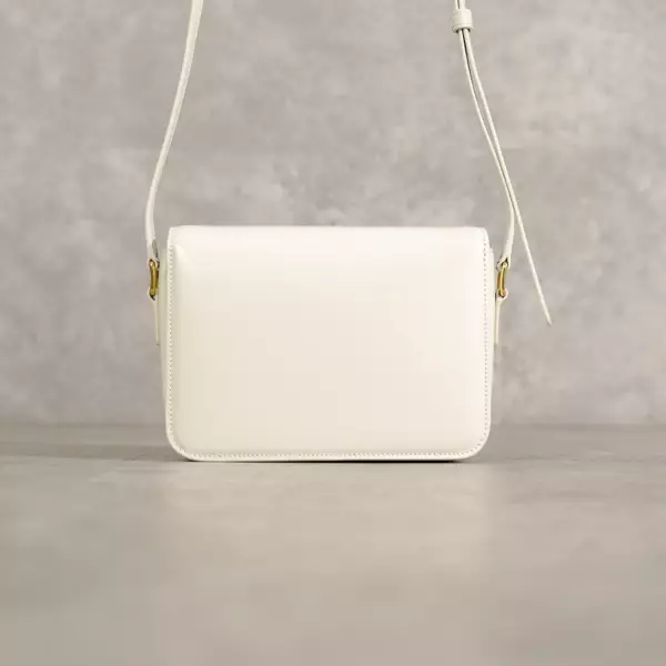 Tas CELINE TEEN TRIOMPHE CALFSKIN IVORY WHITE SHOULDER BAG 100% ORIGINAL