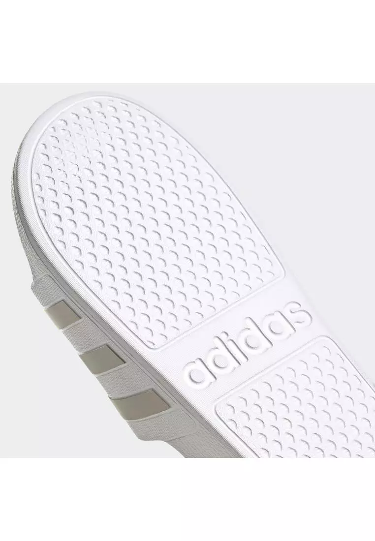 Adilette Aqua Slides