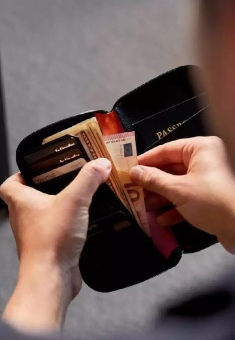 Bellroy Travel Folio (Second Edition) - Everglade