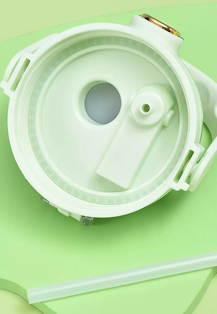 Wakakids Botol Minum Anak Plastik Dengan Sedotan dan Tali Panjang Tentengan Karakter Bear Free Sticker 1300ml K745 Venhs Biru