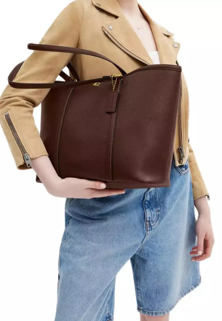 Bolsa Women's Handbag in Brass Maple Color CU056
