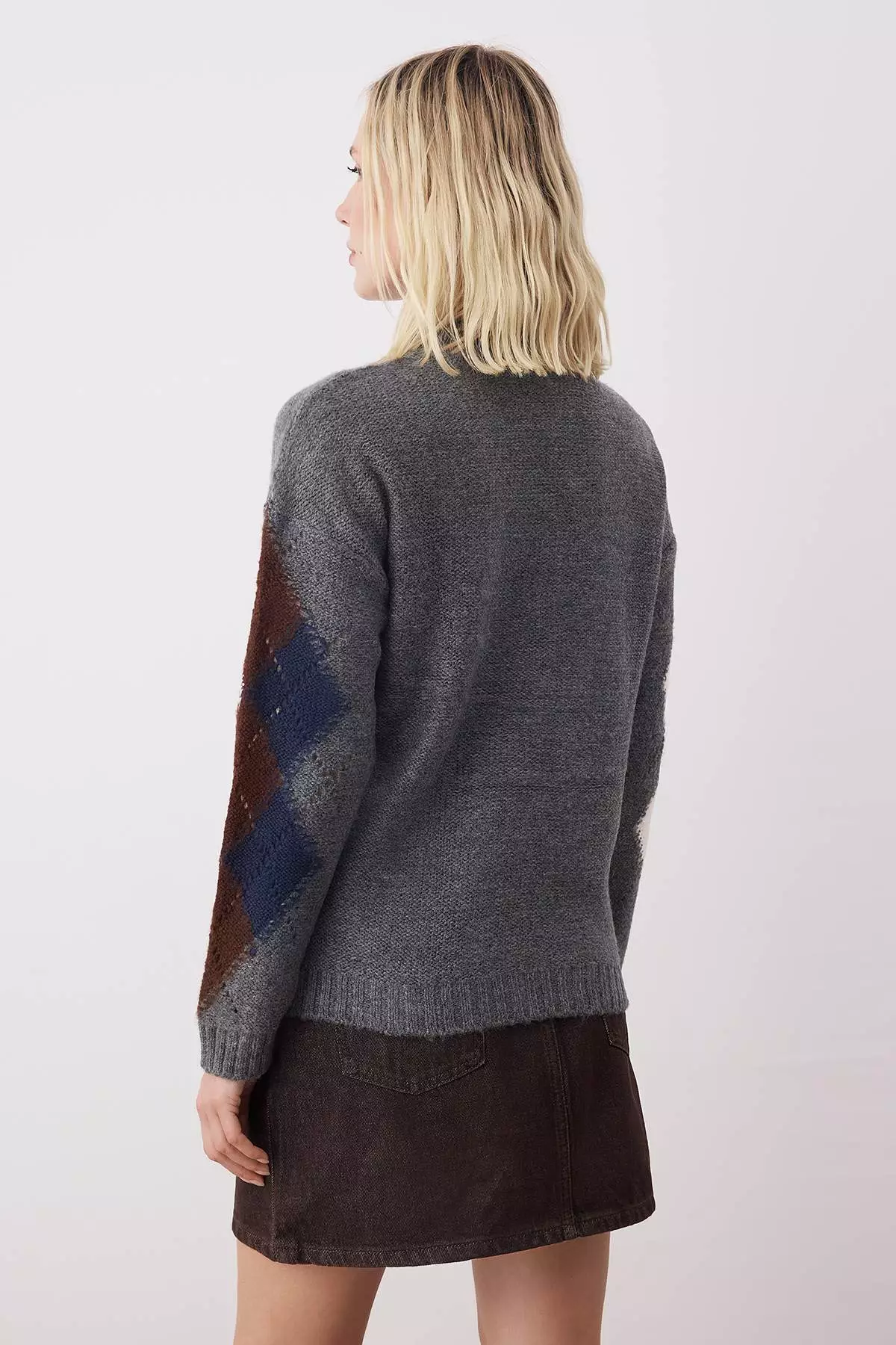 Dark Gray Diamond Patterned Soft Textured Knitwear Sweater