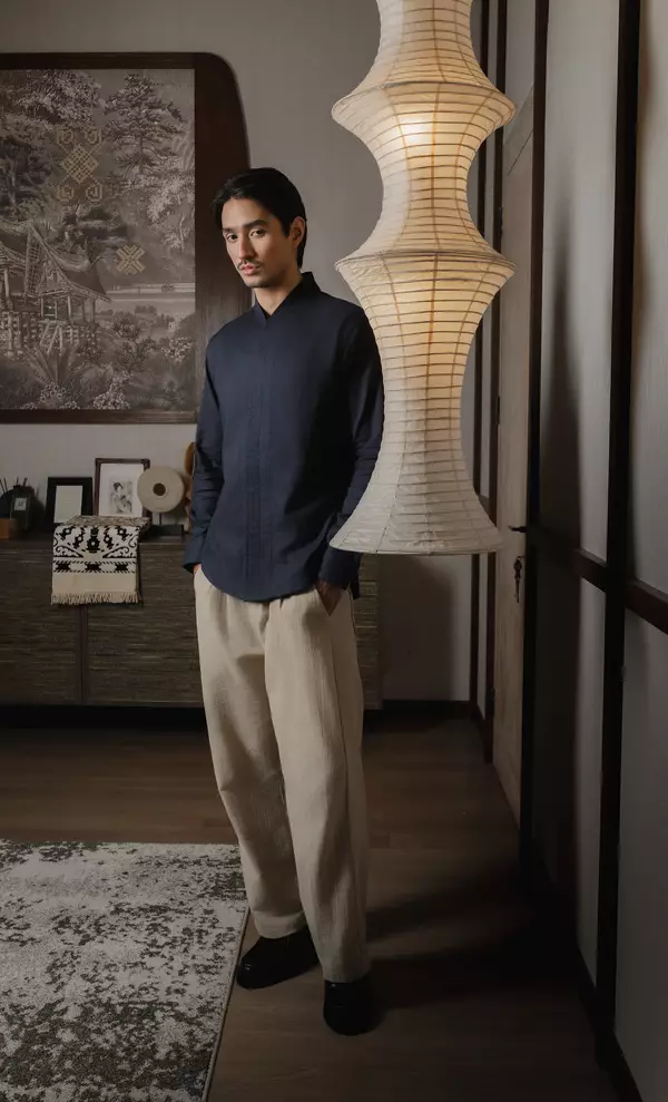 LARUSSO Earth of Whisper - Kemeja Koko Changi Beskap Heritage Lengan Panjang - Midnight Navy