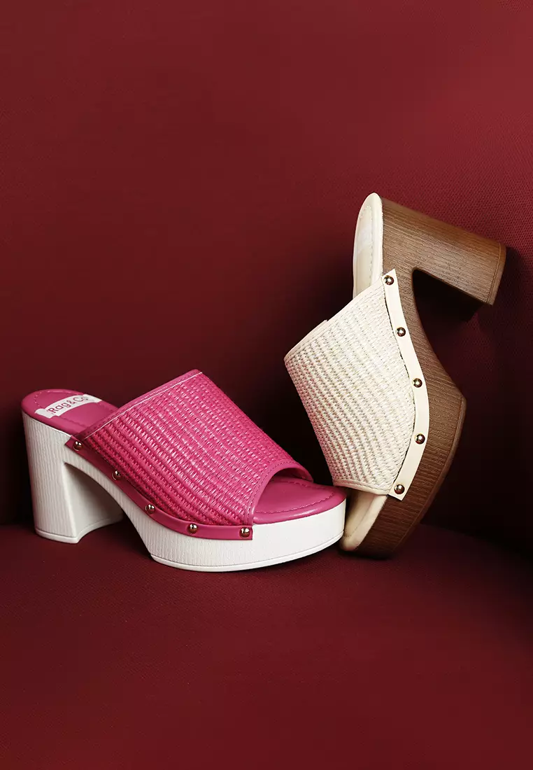 Raffia Wooden Clogs In Pink