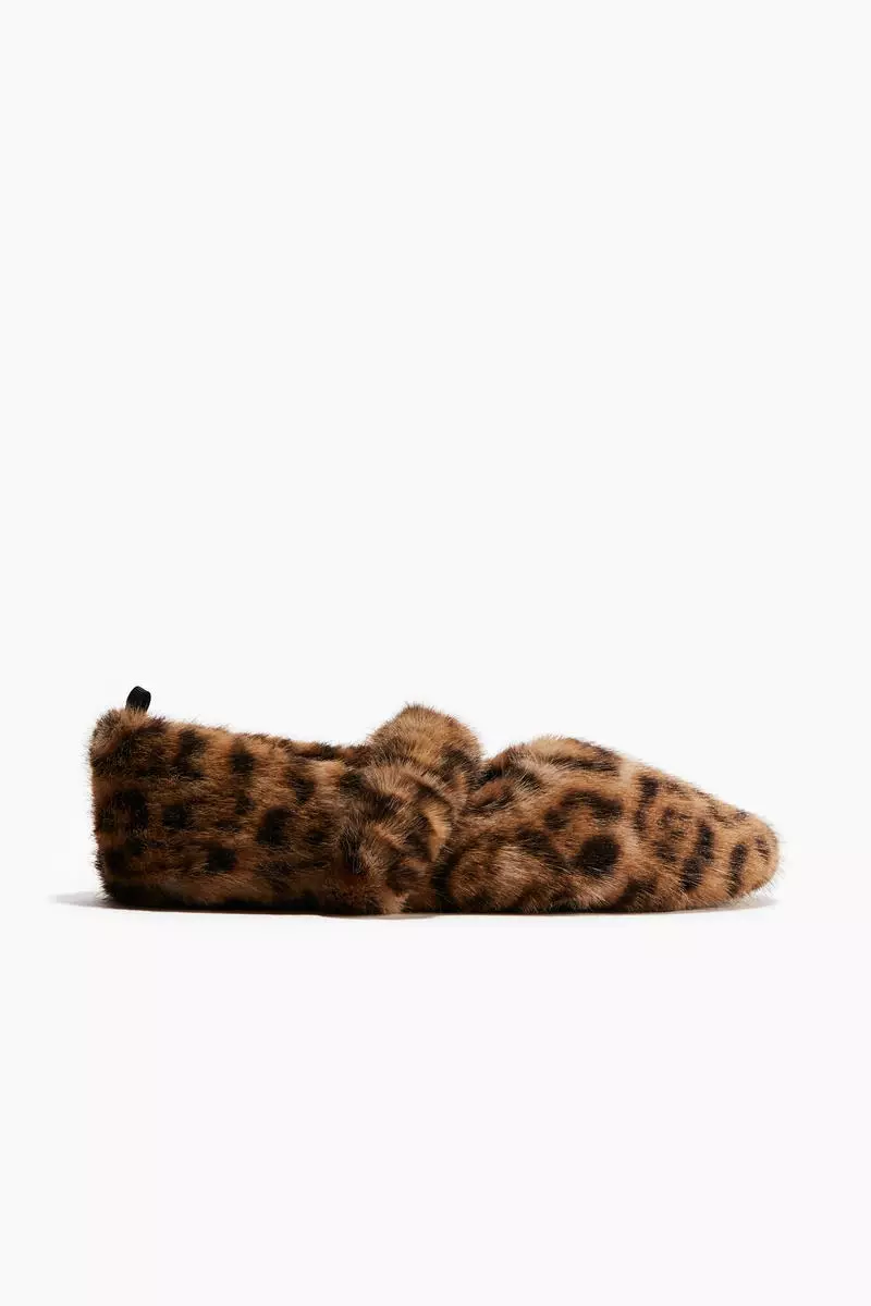Fluffy slippers