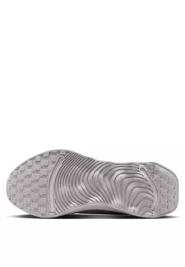 Motiva Walking Shoes