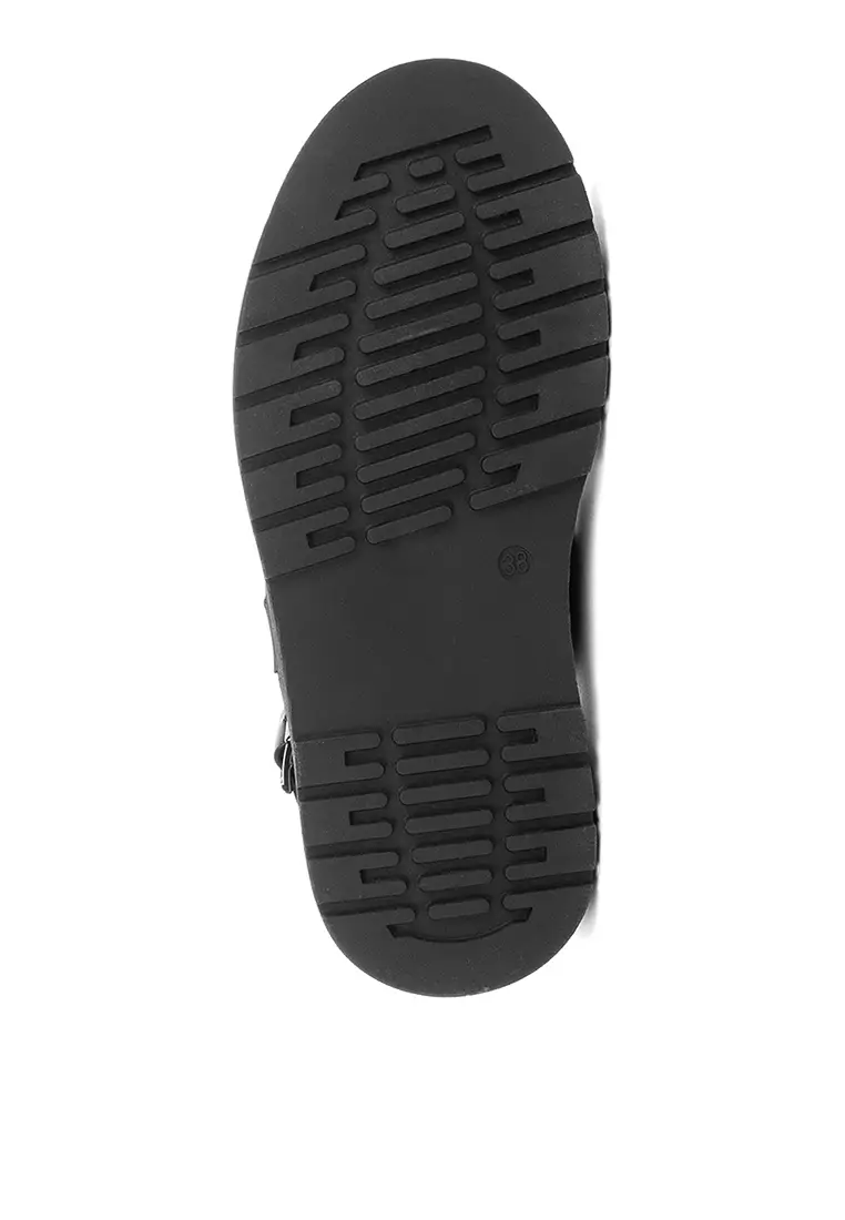 Pamela Sandals