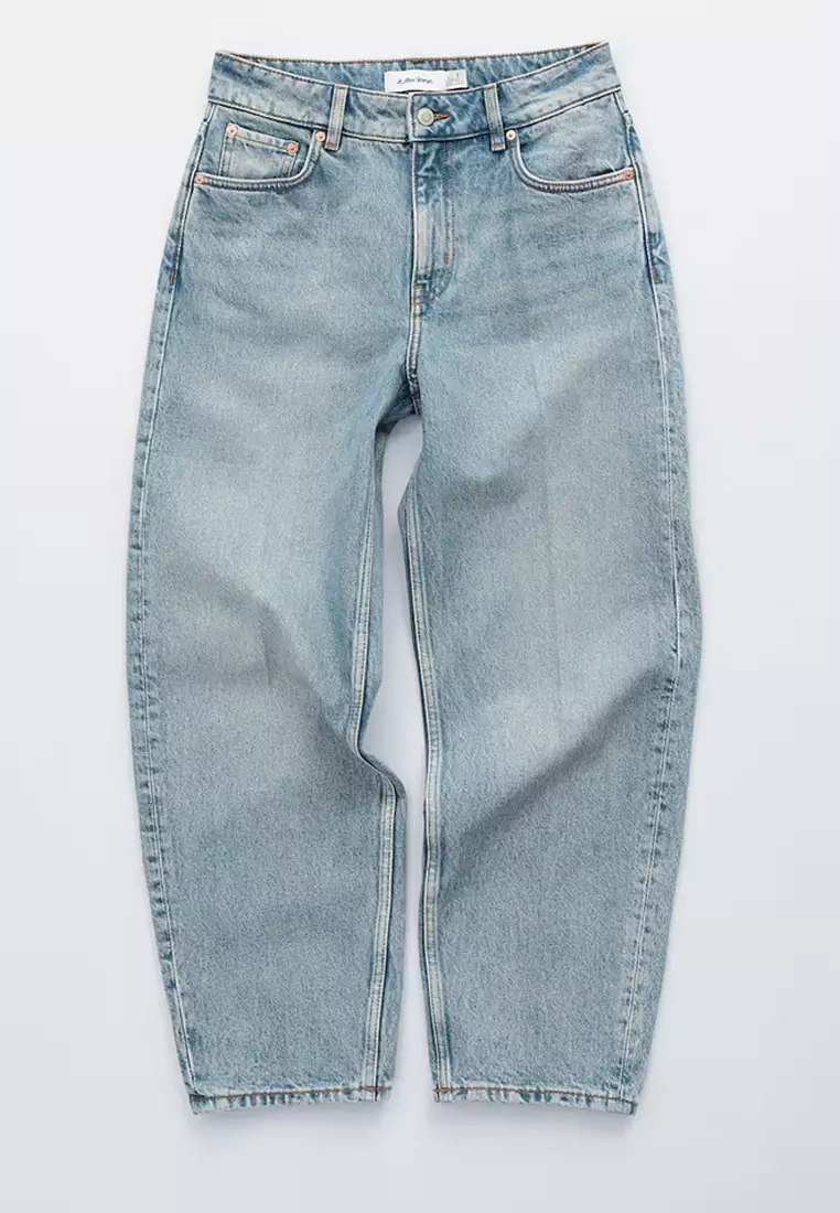 Tapered Jeans