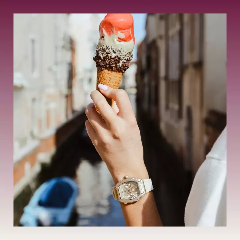 Jam Tangan Wanita Ice Watch ICE Boliday - White Gold 40mm [022871]