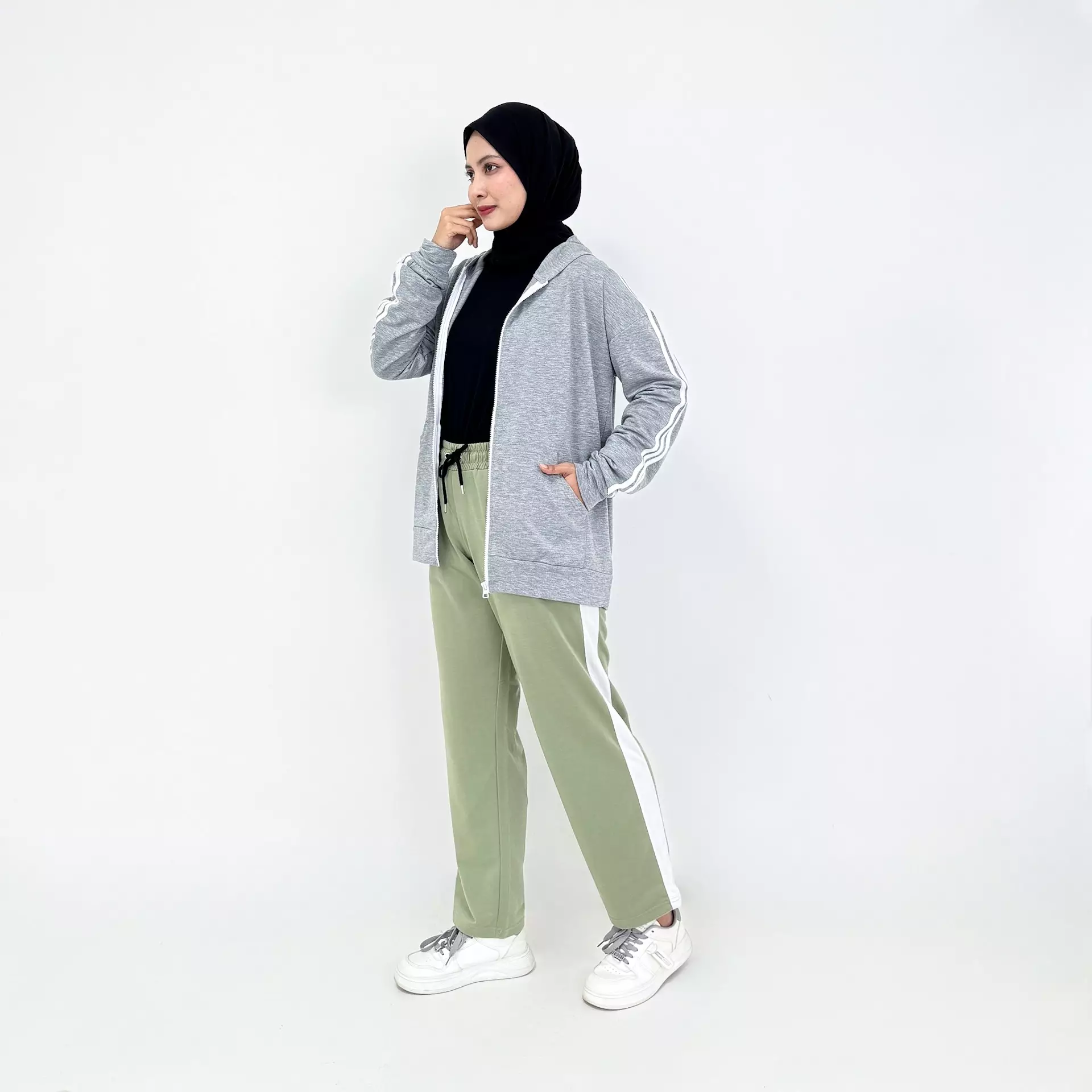 Mandasya Set | Setelan Training Olahraga Wanita Size M-XXL ABU - MINT