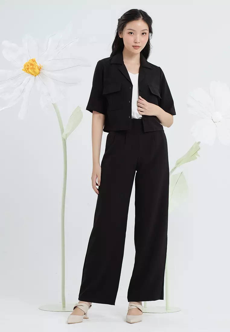 Double Pocket Crop Shirt in Black