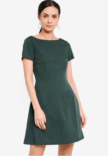 a line boat neck dress