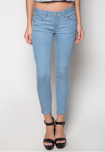 Light-washed Low-Rise Skinny Fit Jeans (Powder Blue)