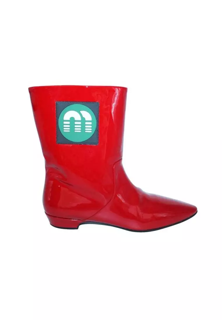 Red hotsell casual boots