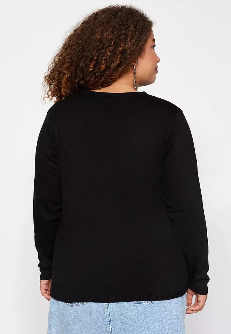 Plus Size Knitted Cardigan