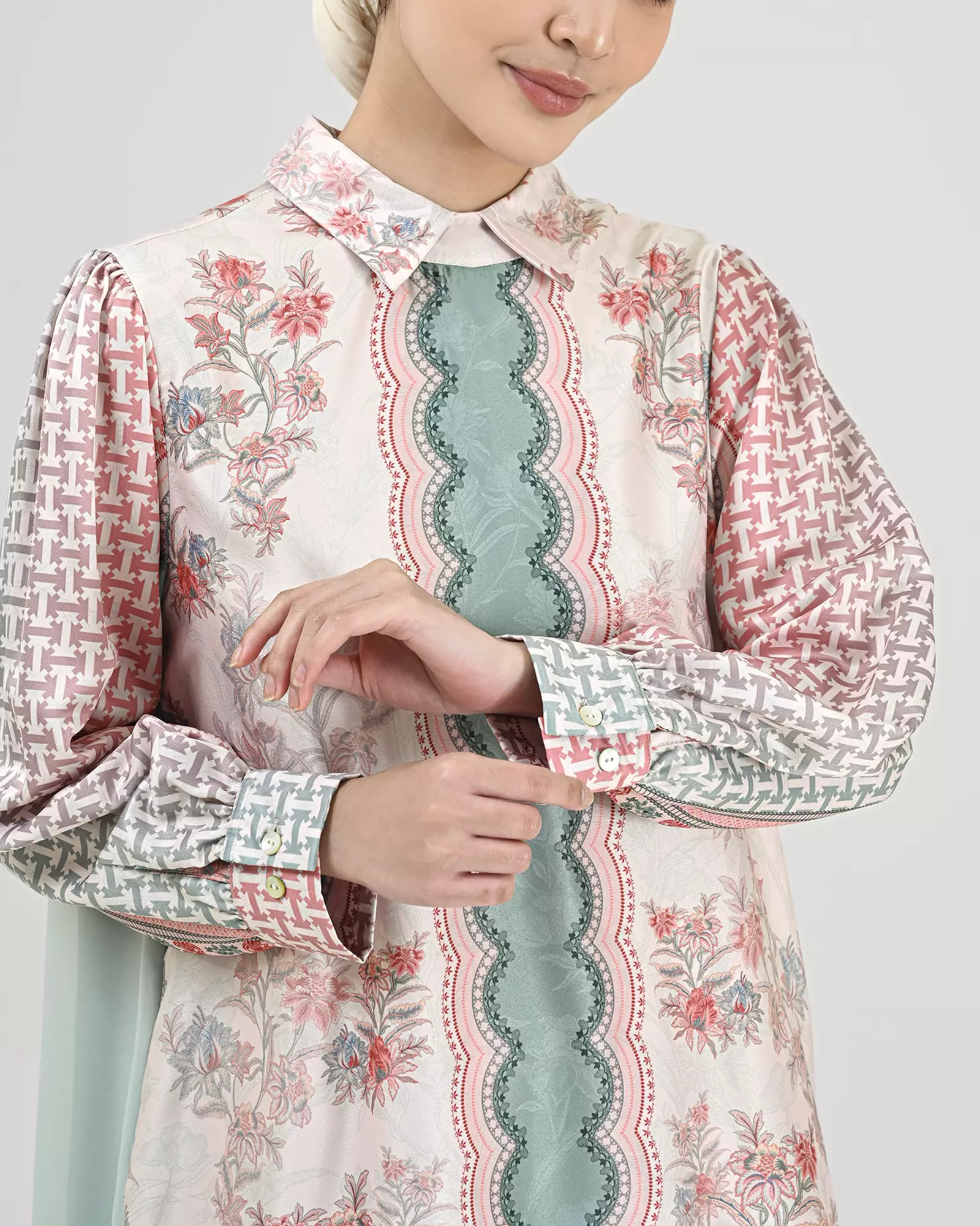 Geulis.id AGINA TUNIC - Lightpink