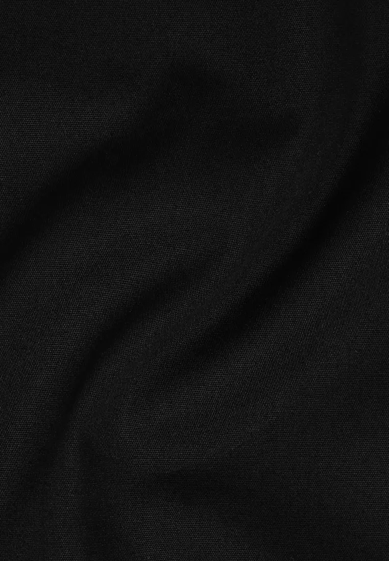 Jobb Vernon Kemeja Pria Lengan Pendek Regular Fit Hitam