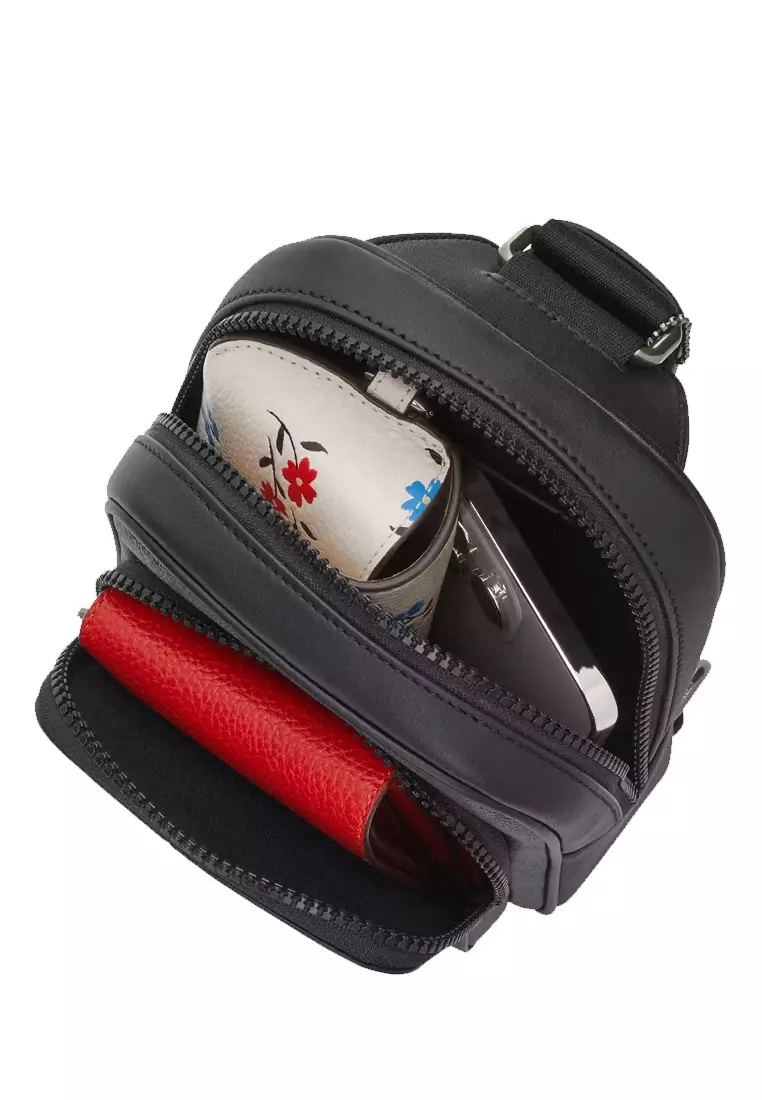 Racer Sling Pack In Signature
