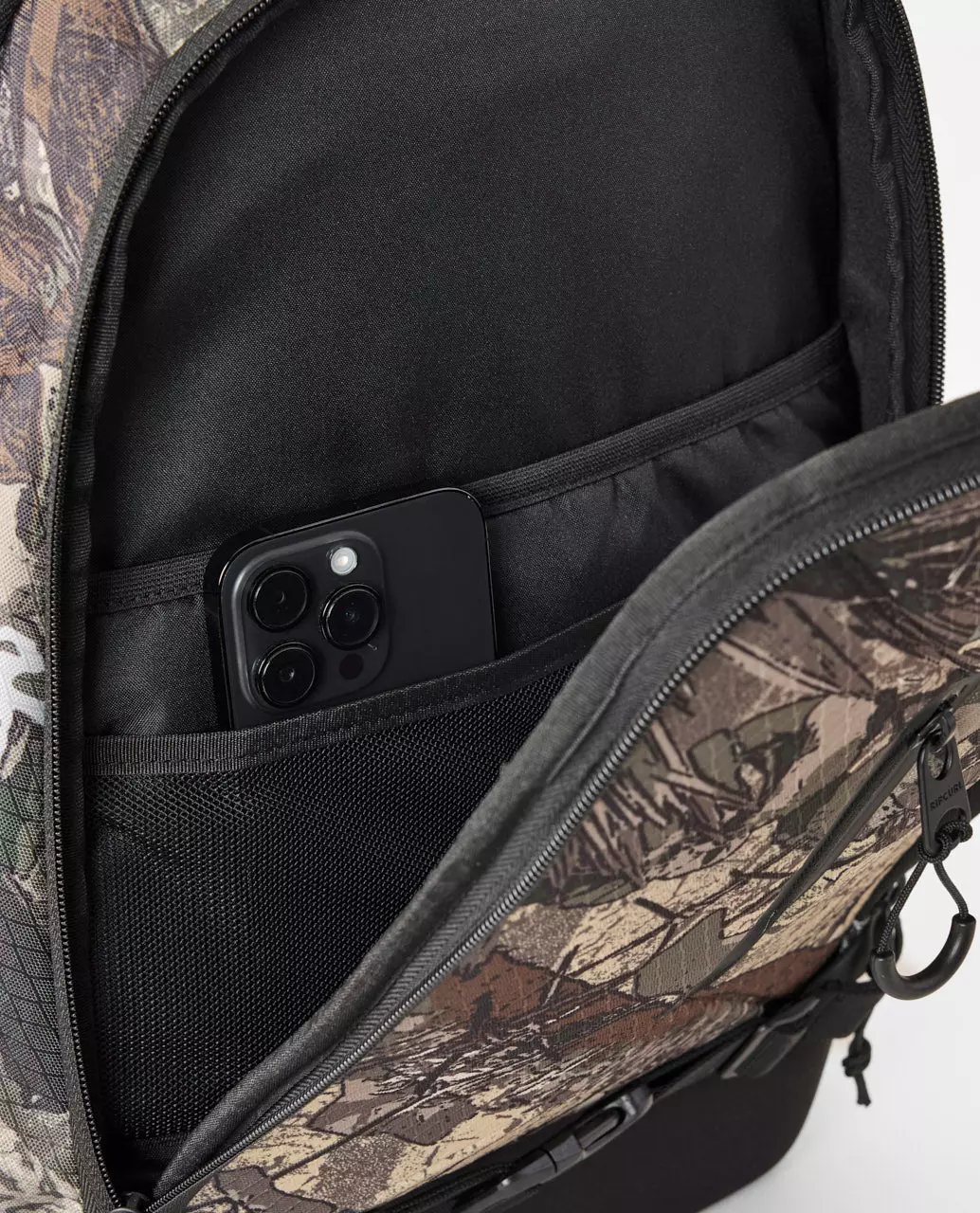 Rip Curl Men F-Light Posse Camo 35L Backpack - Camo