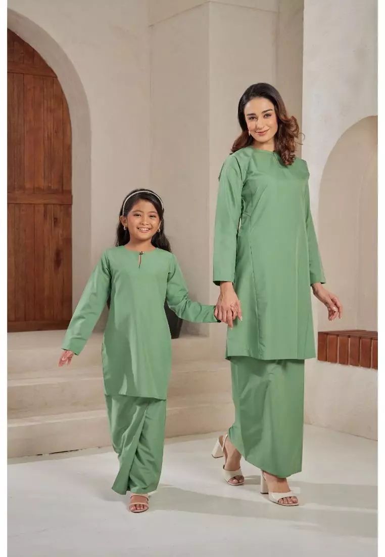 Baju Kurung Pahang Qirana