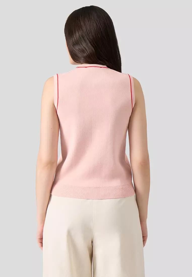 Sleeveless Knit Top With Tipping Detail