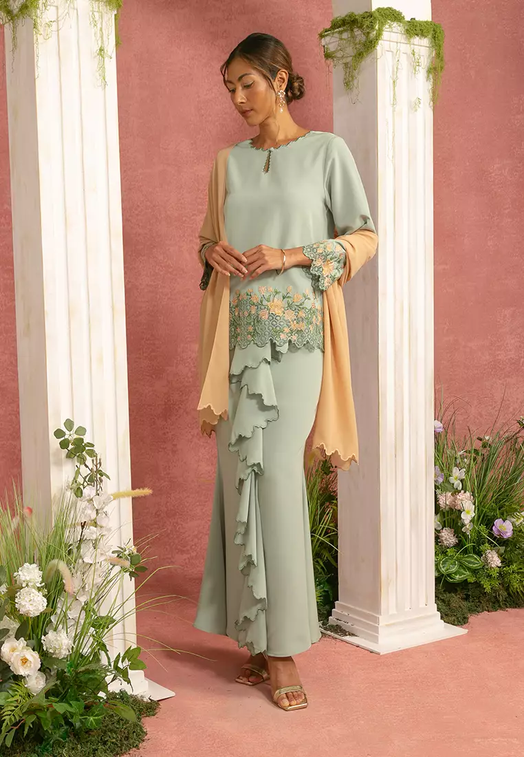 Buy Zalia EMBROIDERY PUFF SLEEVE KURUNG SET 2025 Online ZALORA