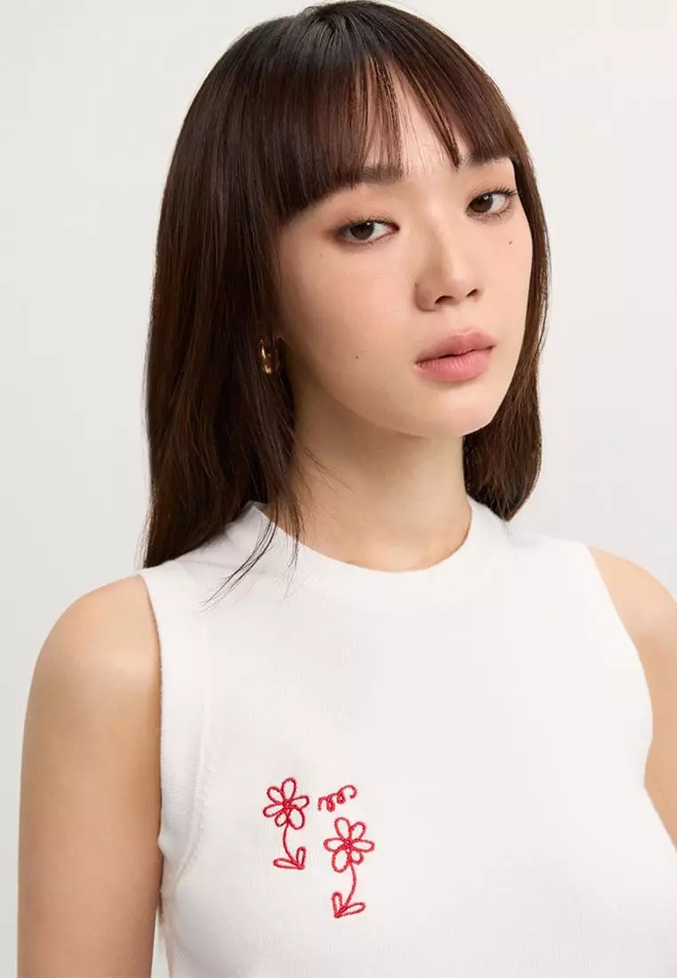 Ruffled Embroidery Top