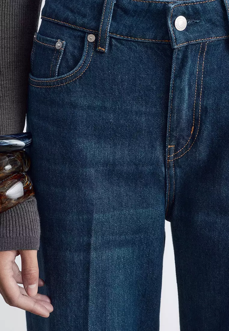 Tapered Jeans