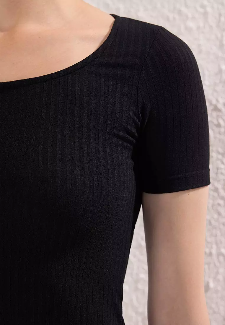 Black Mini Bodycone/Fits Knit Dress Twoss25El00851