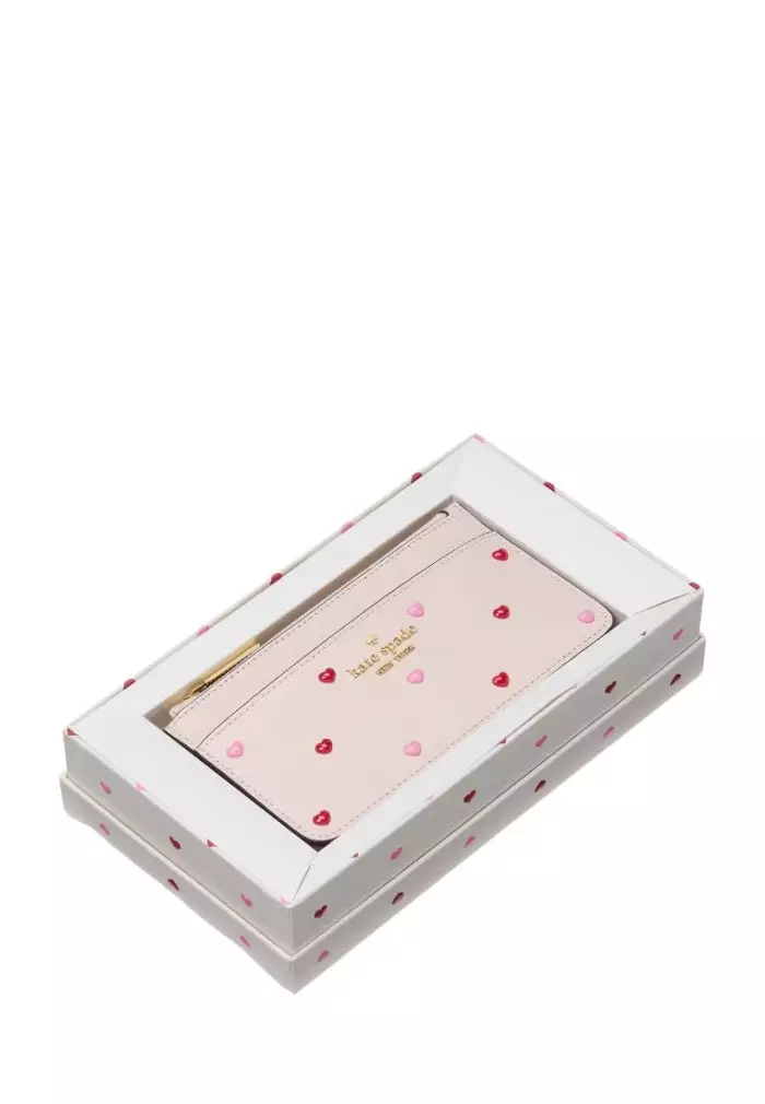 Boxed Madison Heart Studs Large Slim Card Holder Powdered Sugar